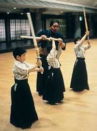 4位主帅曾三夺欧冠！齐达内上榜，瓜帅在列，一