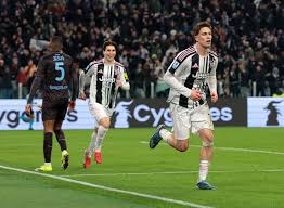 F1沙特站：维斯塔潘夺冠，周冠宇第10拿分